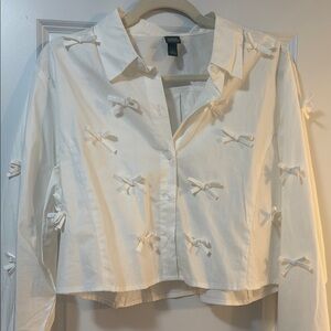 White Button-Up Shirt with Bow Accents